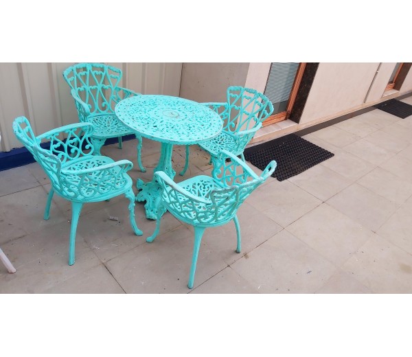 Casting Garden Set