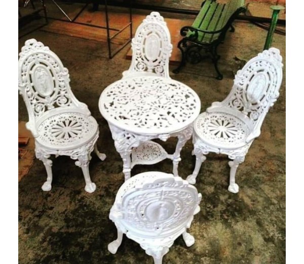 Casting Garden Set
